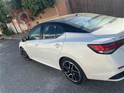 نیسان سێنترا